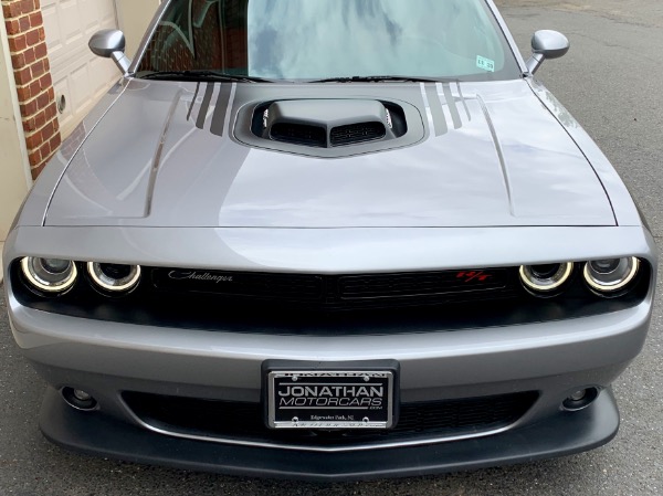 Used-2016-Dodge-Challenger-392-HEMI-Scat-Pack-Shaker