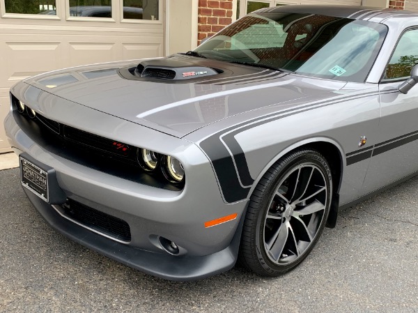 Used-2016-Dodge-Challenger-392-HEMI-Scat-Pack-Shaker