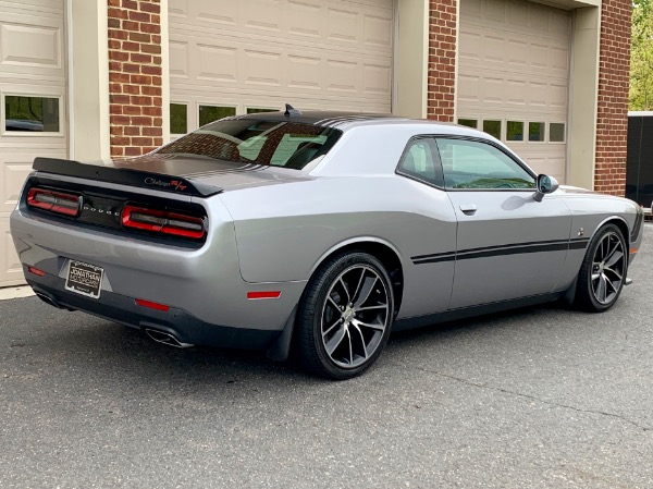 Used-2016-Dodge-Challenger-392-HEMI-Scat-Pack-Shaker