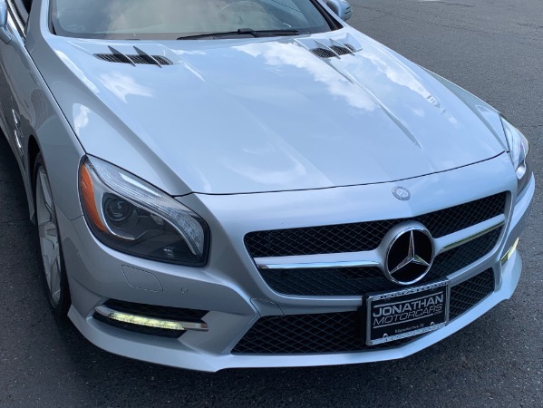 Used-2016-Mercedes-Benz-SL-Class-SL-400