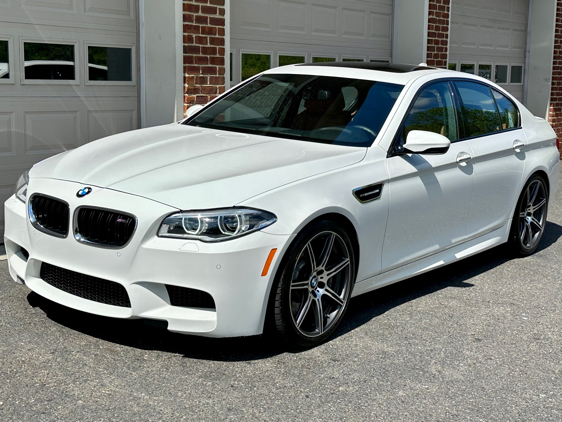 2014 BMW M5 Stock # 594116 for sale near Edgewater Park, NJ | NJ BMW Dealer