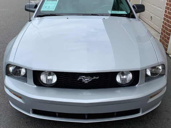 Used-2006-Ford-Mustang-GT-Premium