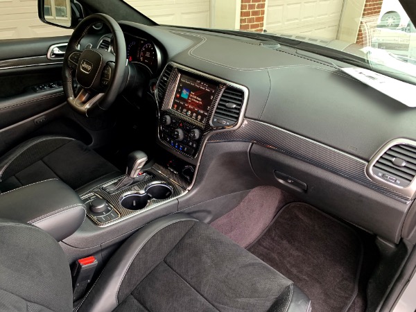 Used-2017-Jeep-Grand-Cherokee-SRT