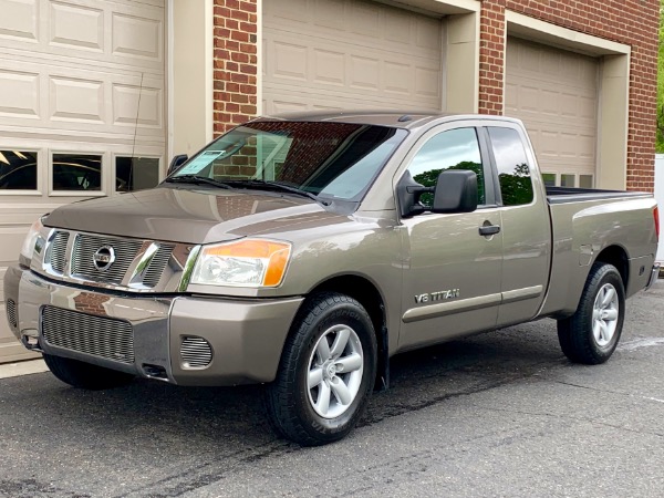 Used-2008-Nissan-Titan-SE