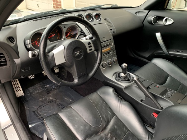 Used-2003-Nissan-350Z-Touring