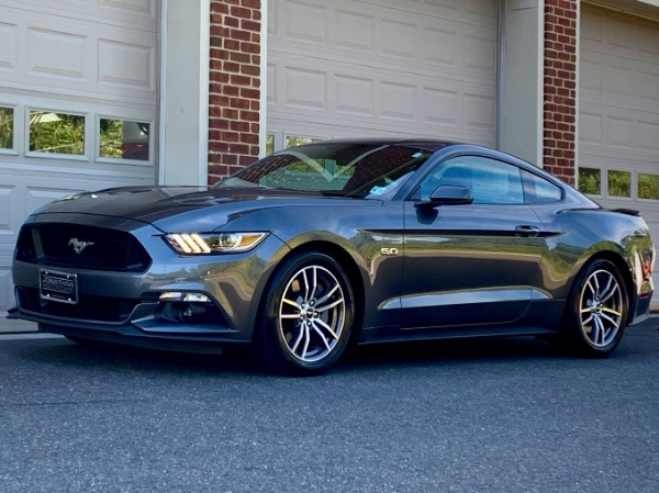 Used-2017-Ford-Mustang-GT-Premium