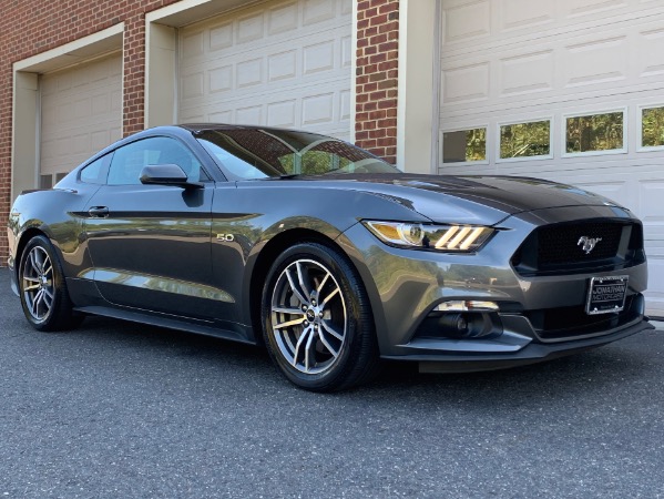 Used-2017-Ford-Mustang-GT-Premium