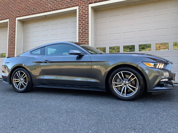 Used-2017-Ford-Mustang-GT-Premium