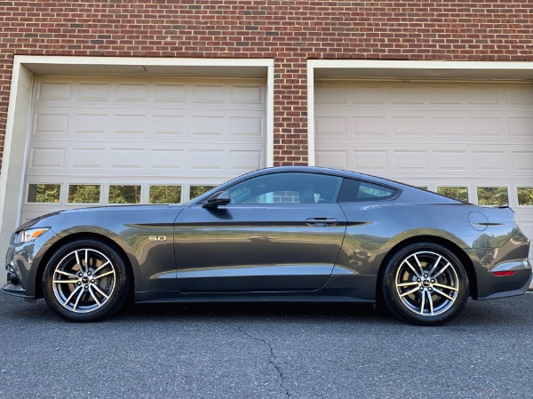 Used-2017-Ford-Mustang-GT-Premium