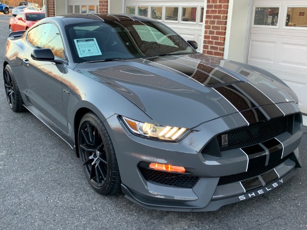 Used-2018-Ford-Mustang-Shelby-GT350