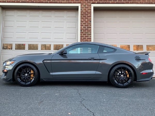 Used-2018-Ford-Mustang-Shelby-GT350