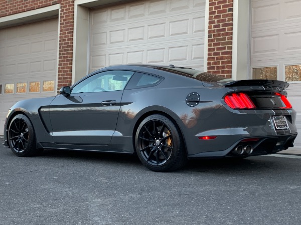 Used-2018-Ford-Mustang-Shelby-GT350