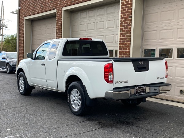 Used-2016-Nissan-Frontier-SV-V6