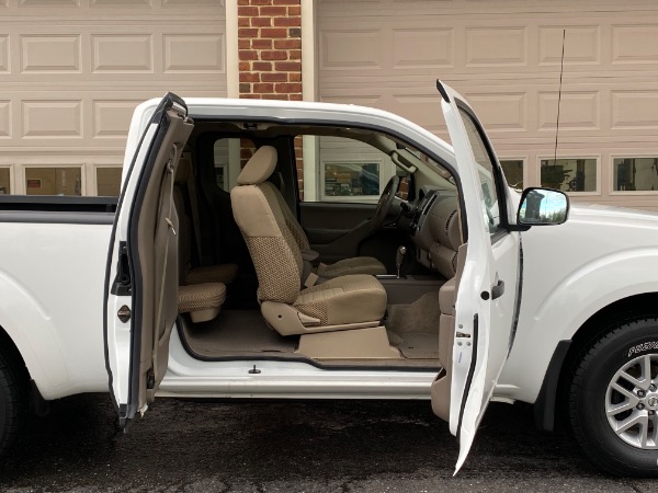 Used-2016-Nissan-Frontier-SV-V6