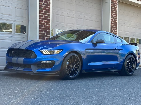 Used-2017-Ford-Mustang-Shelby-GT350