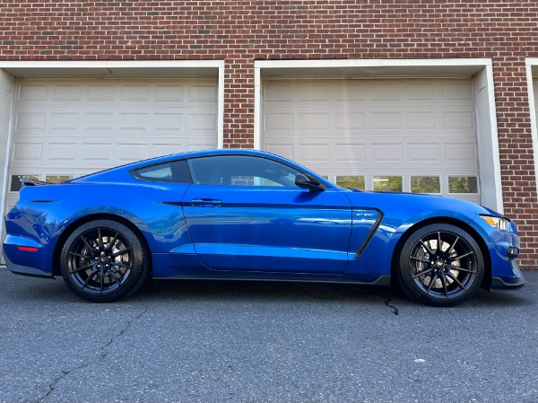 Used-2017-Ford-Mustang-Shelby-GT350