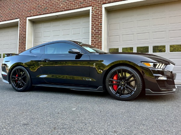 Used-2021-Ford-Mustang-Shelby-GT500