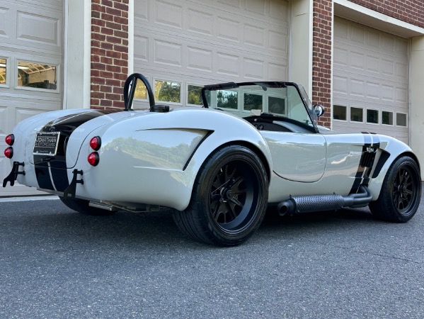 New-1965-Backdraft-Racing-Cobra-RT4B-GT