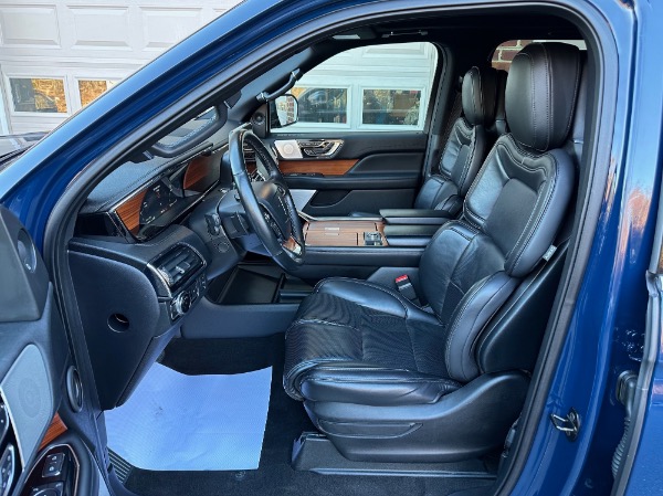 Used-2019-Lincoln-Navigator-Reserve