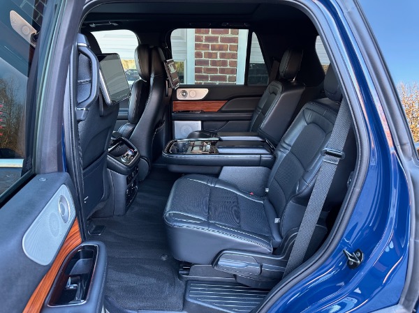 Used-2019-Lincoln-Navigator-Reserve