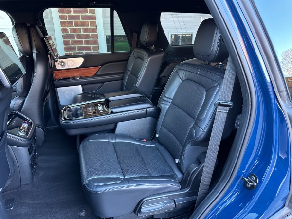 Used-2019-Lincoln-Navigator-Reserve