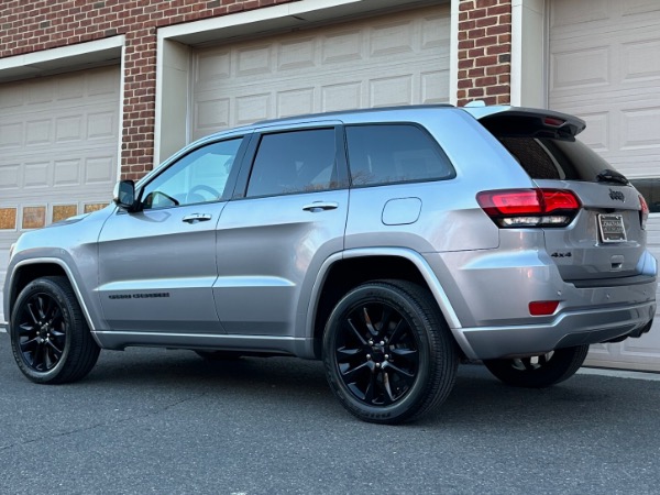 Used-2020-Jeep-Grand-Cherokee-Altitude