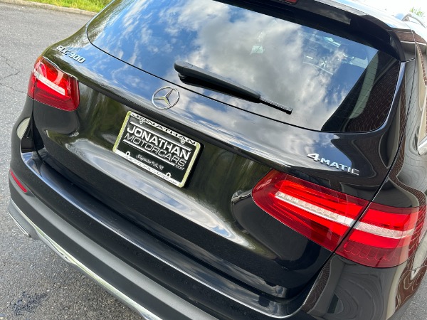 Used-2019-Mercedes-Benz-GLC-GLC-300-4MATIC