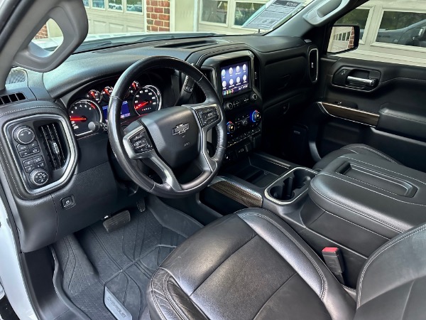 Used-2019-Chevrolet-Silverado-1500-RST