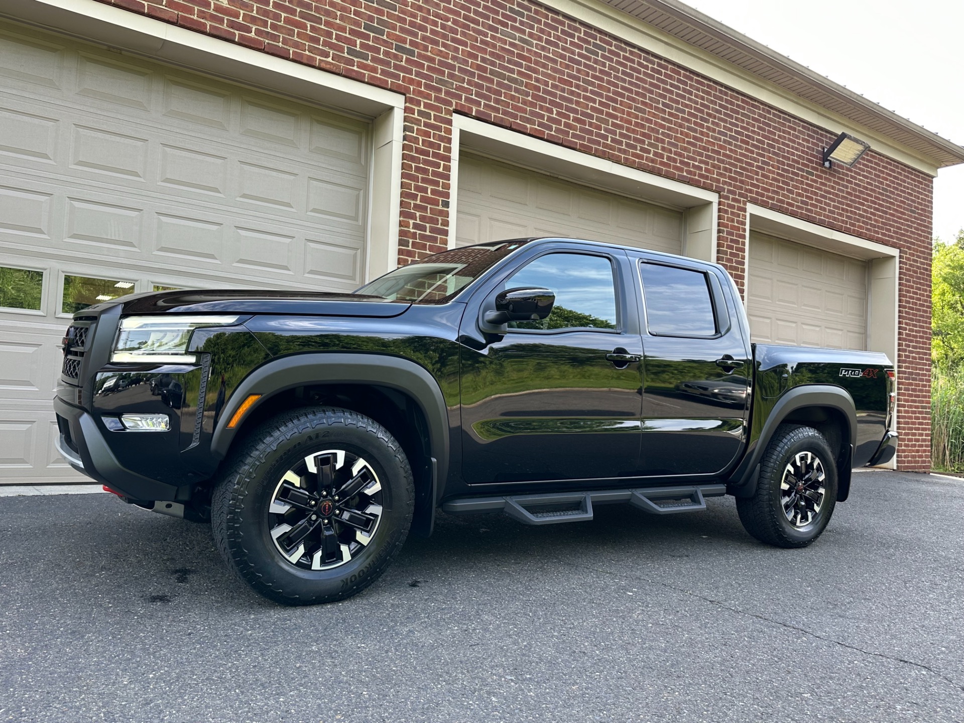 2023 Nissan Frontier PRO-4X Stock # 608434 for sale near Edgewater Park ...