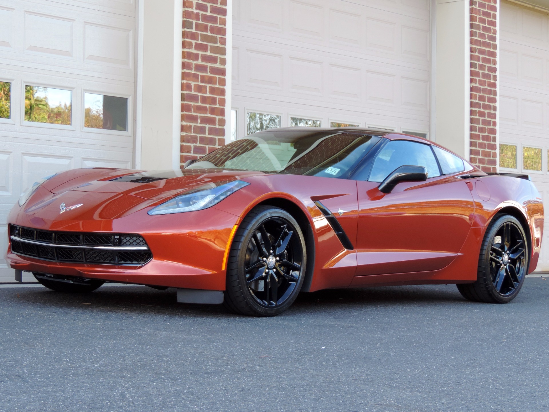 Машина Chevrolet Corvette Stingray