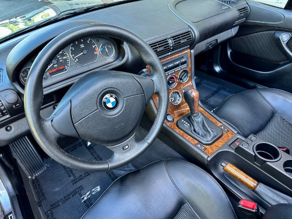 Used-2002-BMW-Z3-25i