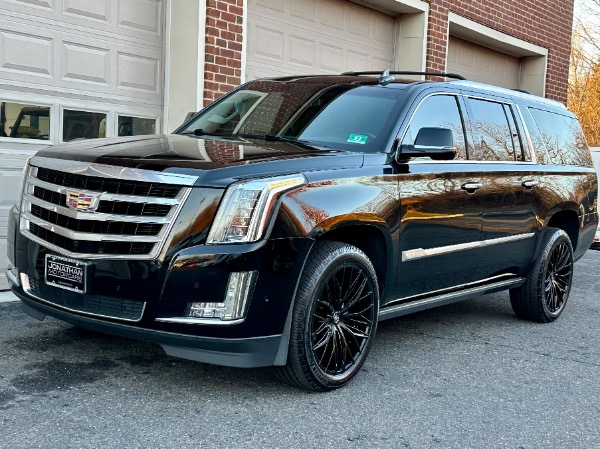 Used-2018-Cadillac-Escalade-ESV-Premium-Luxury