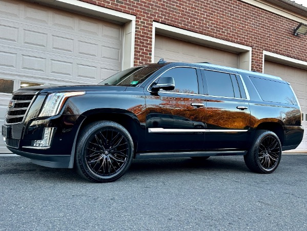 Used-2018-Cadillac-Escalade-ESV-Premium-Luxury