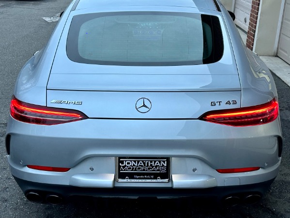 Used-2022-Mercedes-Benz-AMG-GT-43