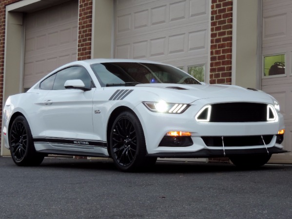 Used-2017-Ford-Mustang-GT-Premium