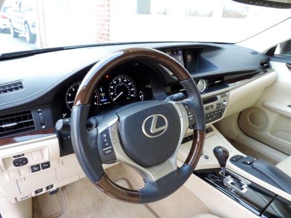 Used-2015-Lexus-ES-350