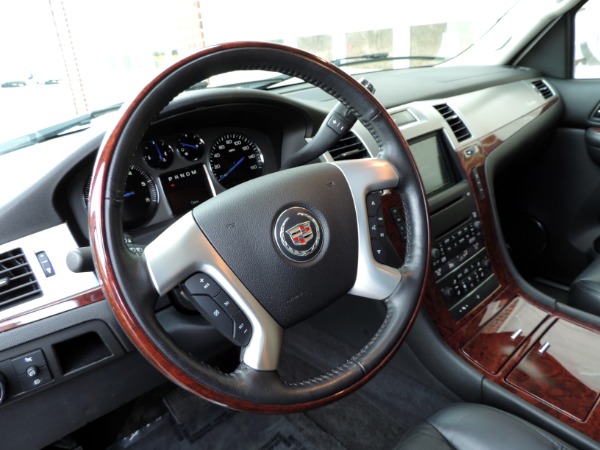 Used-2007-Cadillac-Escalade-EXT