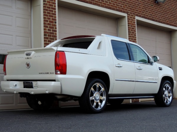 Used-2007-Cadillac-Escalade-EXT