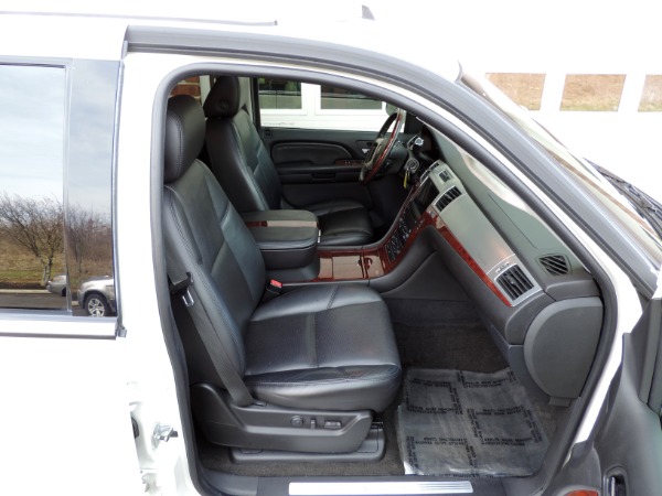 Used-2007-Cadillac-Escalade-EXT