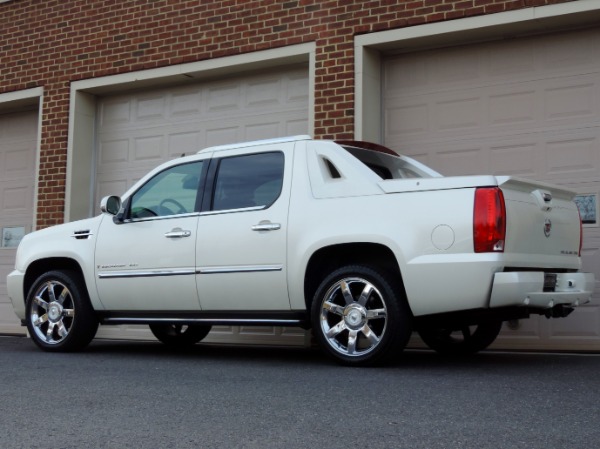 Used-2007-Cadillac-Escalade-EXT