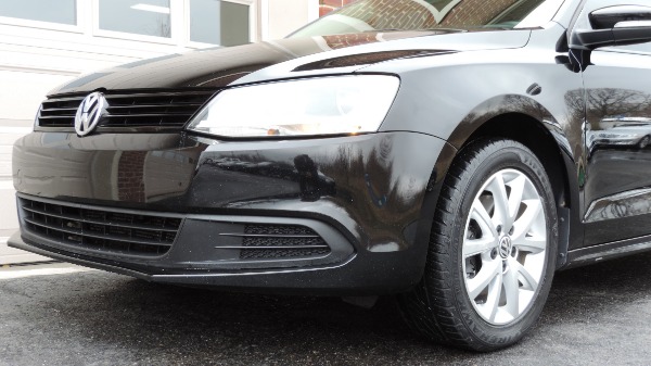 Used-2011-Volkswagen-Jetta-SE-PZEV