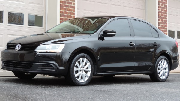 Used-2011-Volkswagen-Jetta-SE-PZEV