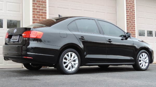 Used-2011-Volkswagen-Jetta-SE-PZEV