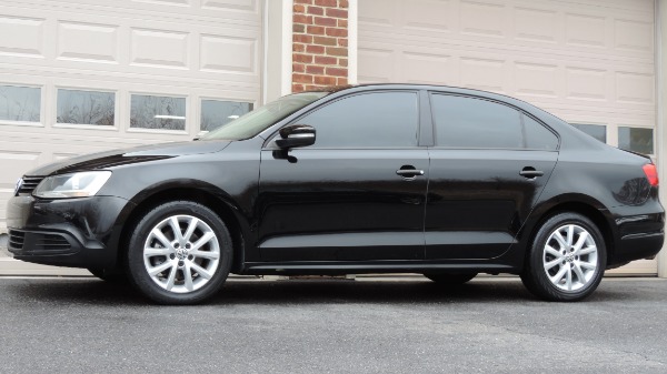 Used-2011-Volkswagen-Jetta-SE-PZEV