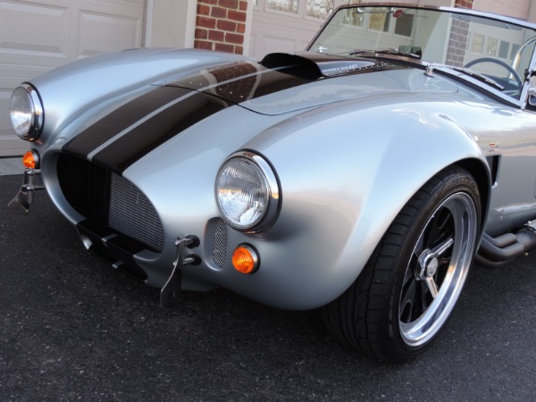 New-1965-Backdraft-Racing-Cobra-Roadster