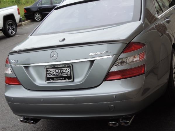 Used-2007-Mercedes-Benz-S-Class-S-550