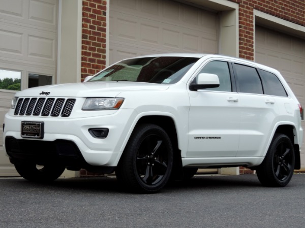 Used-2015-Jeep-Grand-Cherokee-Altitude