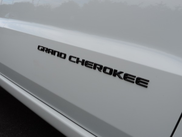 Used-2015-Jeep-Grand-Cherokee-Altitude