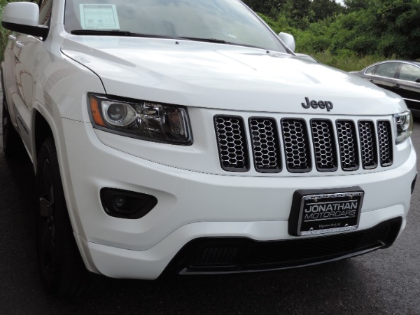 Used-2015-Jeep-Grand-Cherokee-Altitude