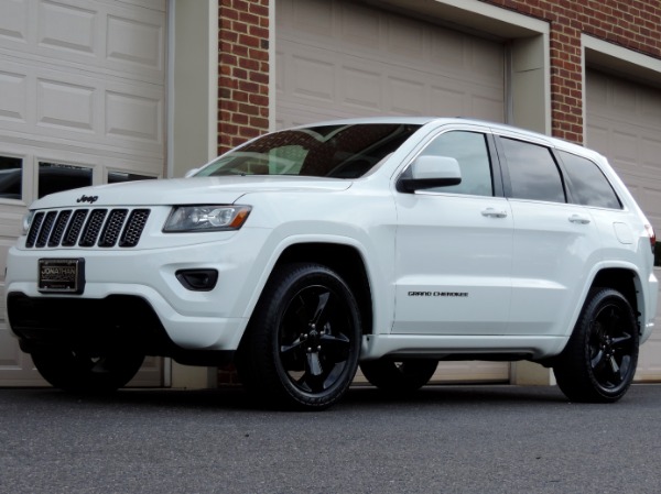 Used-2015-Jeep-Grand-Cherokee-Altitude